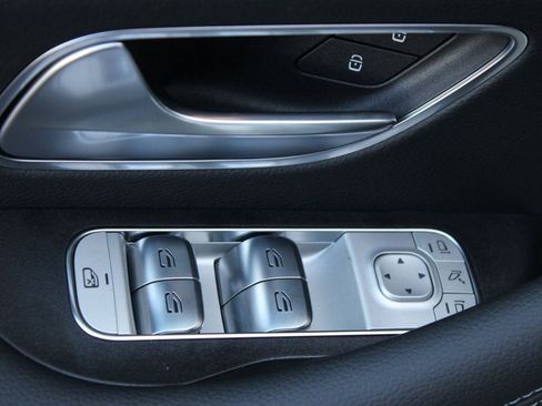 New 2026 Mercedes-Benz GLE 450 4MATIC image 13