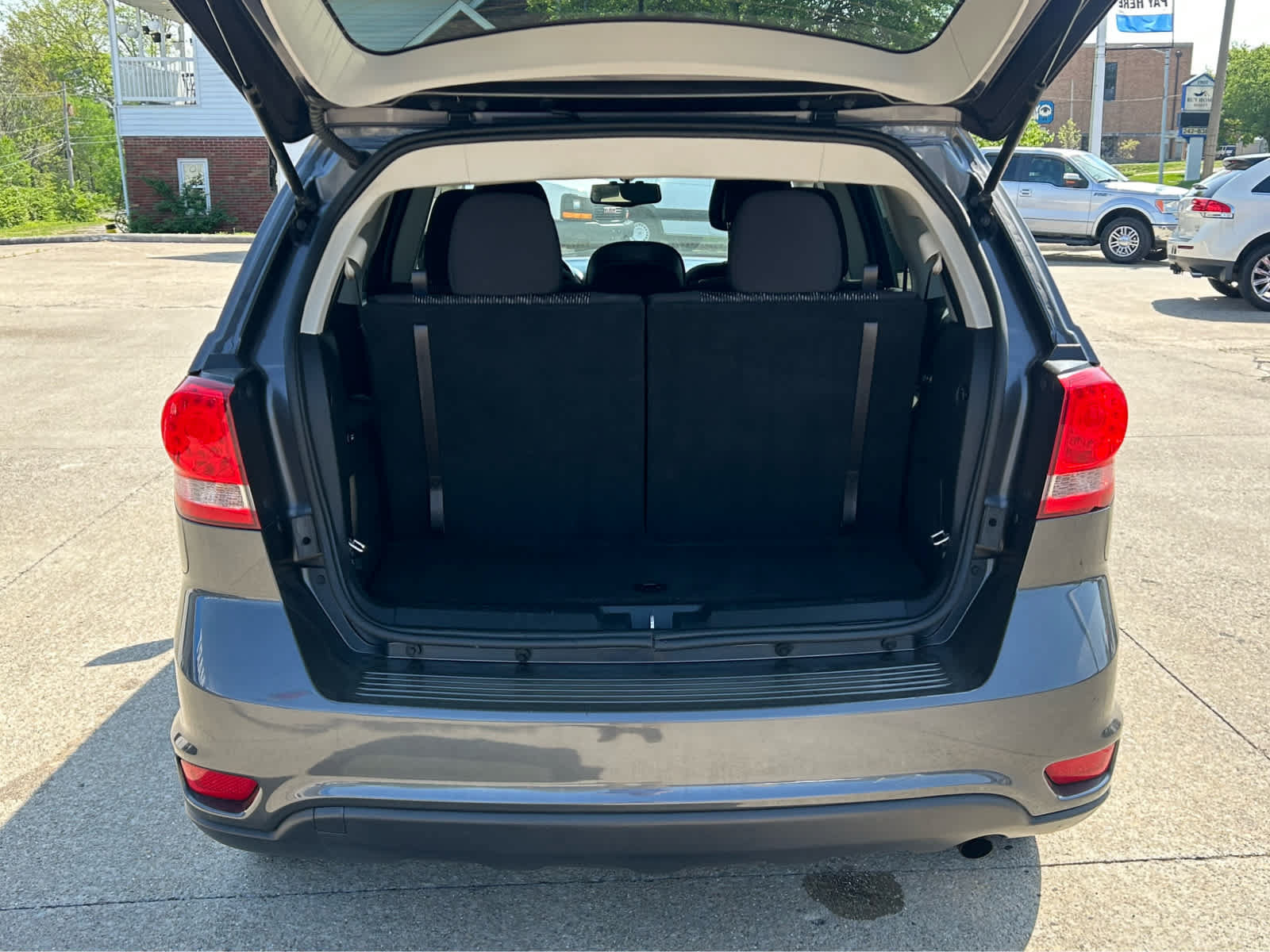 Used 2014 Dodge Journey SXT w/ Flexible Seating Group FWD image 6