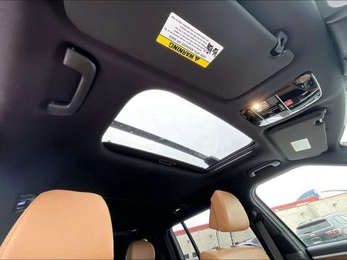 Used 2025 Hyundai Santa Fe Limited image 22