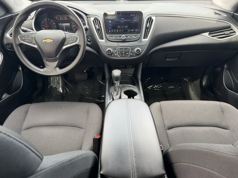 Used 2024 Chevrolet Malibu LT image 15