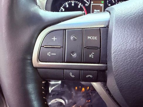 Certified 2023 Lexus GX 460 Premium w/ Accessory Package AWD/4WD image 22