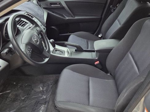 Used 2010 MAZDA MAZDA3 i Touring image 6