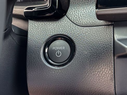 New 2025 Toyota Camry SE image 20