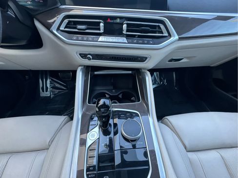 Used 2022 BMW X6 xDrive40i w/ M Sport Package AWD/4WD image 18