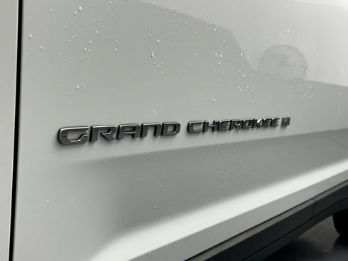 Used 2021 Jeep Grand Cherokee L Limited RWD image 30