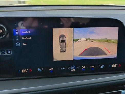 New 2026 Chevrolet Traverse LT w/ Driver Confidence Package FWD image 24