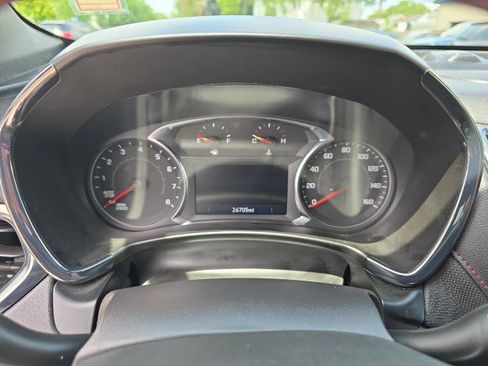 Used 2024 Chevrolet Equinox RS w/ RS Leather Package FWD image 17