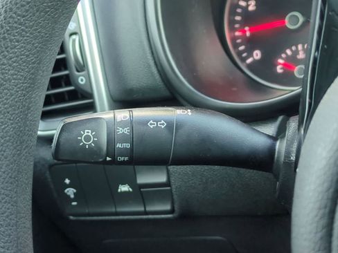 Used 2020 Kia Sportage LX FWD image 25