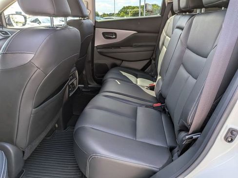 Used 2022 Nissan Murano SL FWD image 19