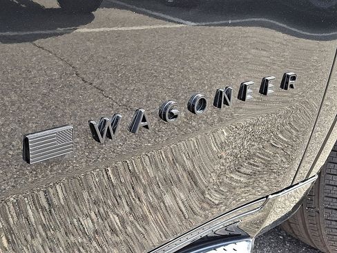 Used 2024 Jeep Wagoneer Series II w/ Convenience Group I AWD/4WD image 30