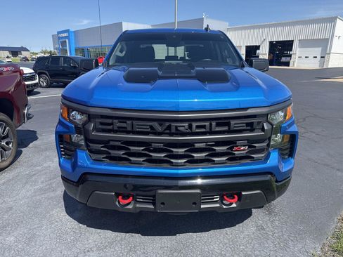 Used 2024 Chevrolet Silverado 1500 Custom Trail Boss AWD/4WD image 7