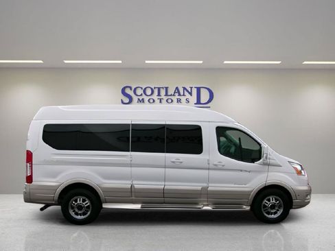 Used 2021 Ford Transit 150 Low Roof RWD image 5