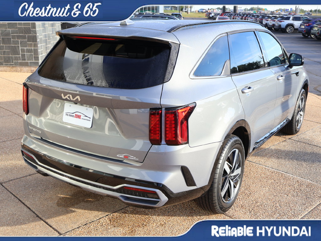 Used 2023 Kia Sorento S w/ Panoramic Sunroof Package FWD image 6