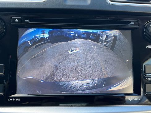 Used 2015 Subaru Crosstrek 2.0i Premium image 12