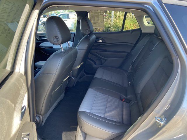 Used 2024 Chevrolet Trax LT w/ Driver Confidence Package FWD image 47