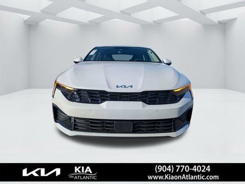 New 2025 Kia K5 LXS FWD image 8