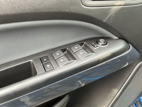 Used 2022 Chevrolet Colorado Z71 image 17