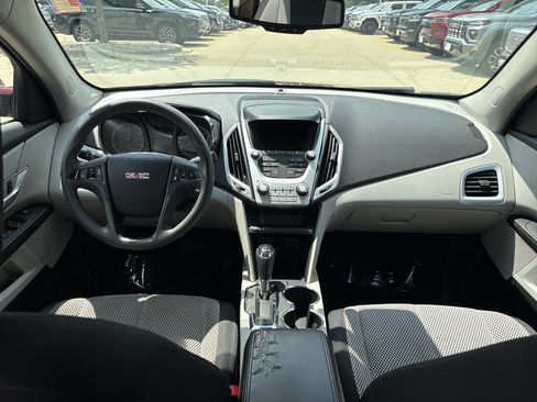 Used 2017 GMC Terrain SLE FWD image 15