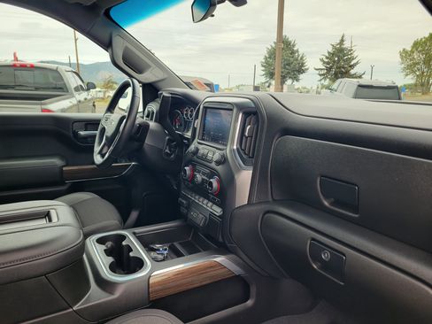 Used 2021 Chevrolet Silverado 1500 RST w/ Z71 Off-Road Package AWD/4WD image 20