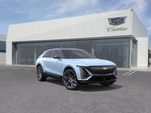 New 2025 Cadillac Lyriq Sport image 2