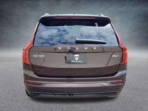 New 2026 Volvo XC90 B6 Ultra w/ Protection Package image 6
