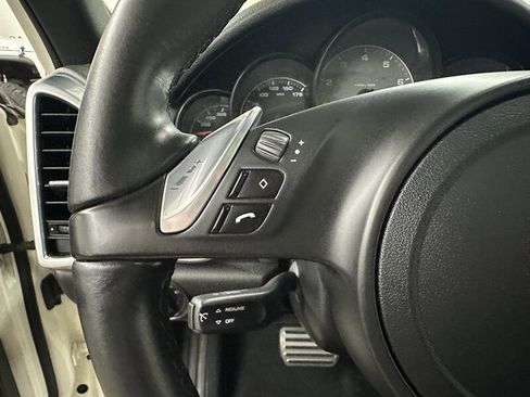 Used 2012 Porsche Cayenne S image 36