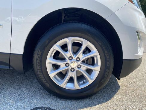 Used 2020 Chevrolet Equinox LS AWD/4WD image 9