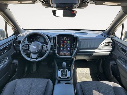 Used 2025 Subaru Forester Premium image 10