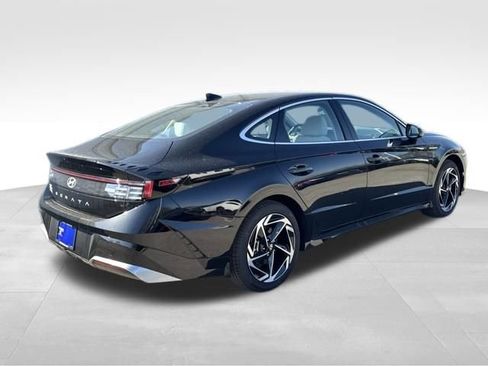 New 2026 Hyundai Sonata SEL FWD image 5