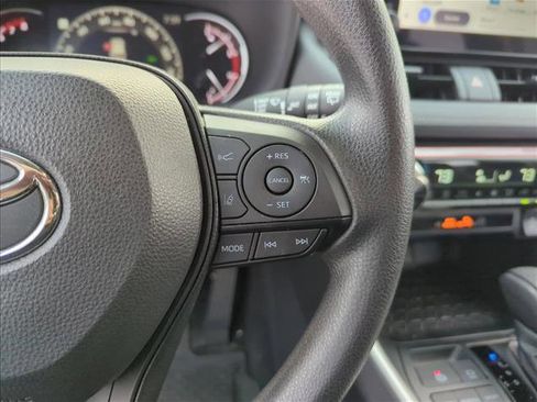 Used 2024 Toyota RAV4 XLE image 14