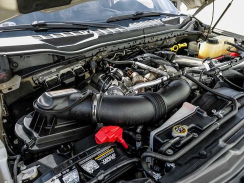 Used 2017 Ford F250 Platinum w/ Platinum Ultimate Package image 54