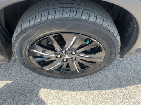 Used 2022 Mitsubishi Outlander Sport ES FWD image 32