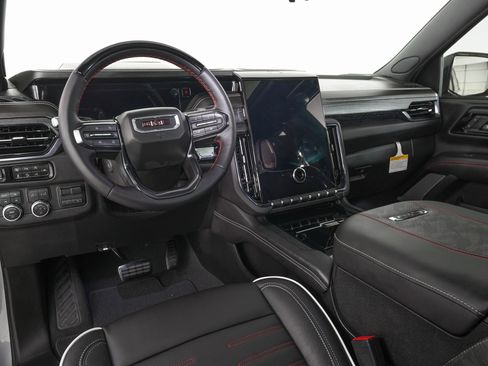 Used 2026 GMC Yukon AT4 Ultimate image 19