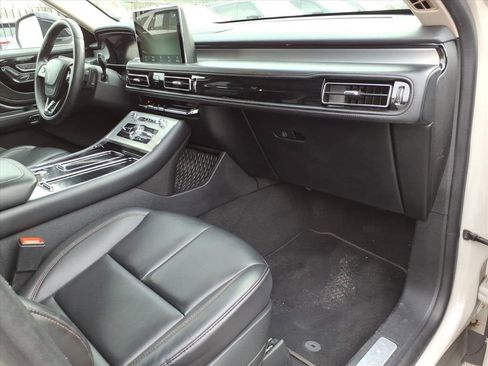 Certified 2023 Lincoln Aviator AWD w/ Elements Package image 8