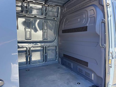 Used 2019 Mercedes-Benz Sprinter 144 image 29