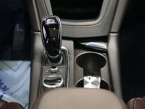 Certified 2022 Cadillac XT6 Premium Luxury w/ Technology Package image 20