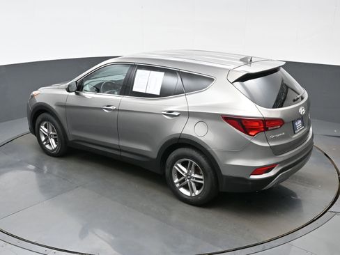 Used 2017 Hyundai Santa Fe Sport AWD/4WD image 32