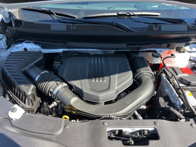 New 2027 Chevrolet Traverse RS w/ LPO, Floor Liner Package FWD image 46