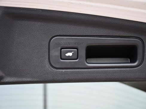 Used 2022 Acura MDX SH-AWD w/ Technology Package image 31