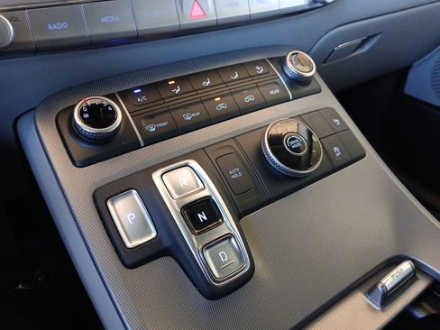 Used 2021 Hyundai Palisade SE image 19