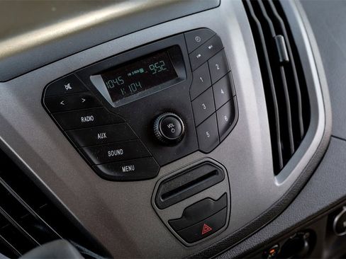 Used 2016 Ford Transit 350 XL image 18