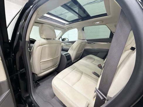 Used 2017 Cadillac XT5 Premium Luxury AWD/4WD image 27
