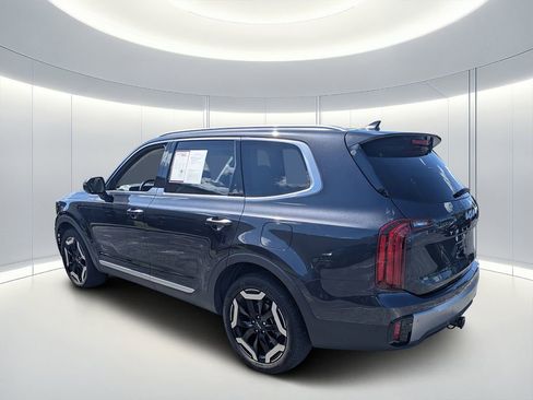 Used 2025 Kia Telluride S image 5