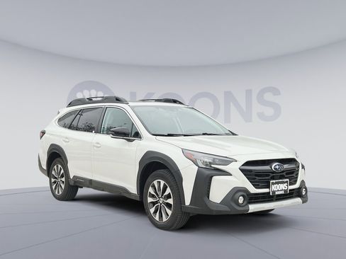 Used 2023 Subaru Outback Limited XT image 10