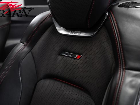 Used 2022 Chevrolet Camaro ZL1 RWD image 29