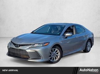 Used 2023 Toyota Camry LE video 1