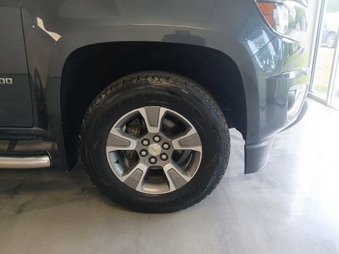 Used 2020 Chevrolet Colorado Z71 AWD/4WD image 7