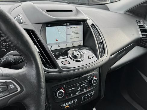 Used 2018 Ford Escape Titanium image 22