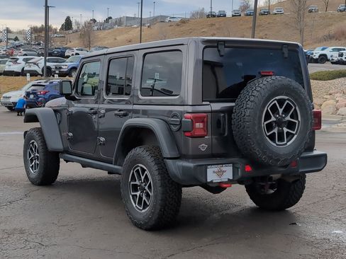 Used 2025 Jeep Wrangler Unlimited Rubicon image 5