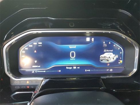 Used 2022 Chevrolet Silverado 1500 High Country w/ High Country Premium Package image 16